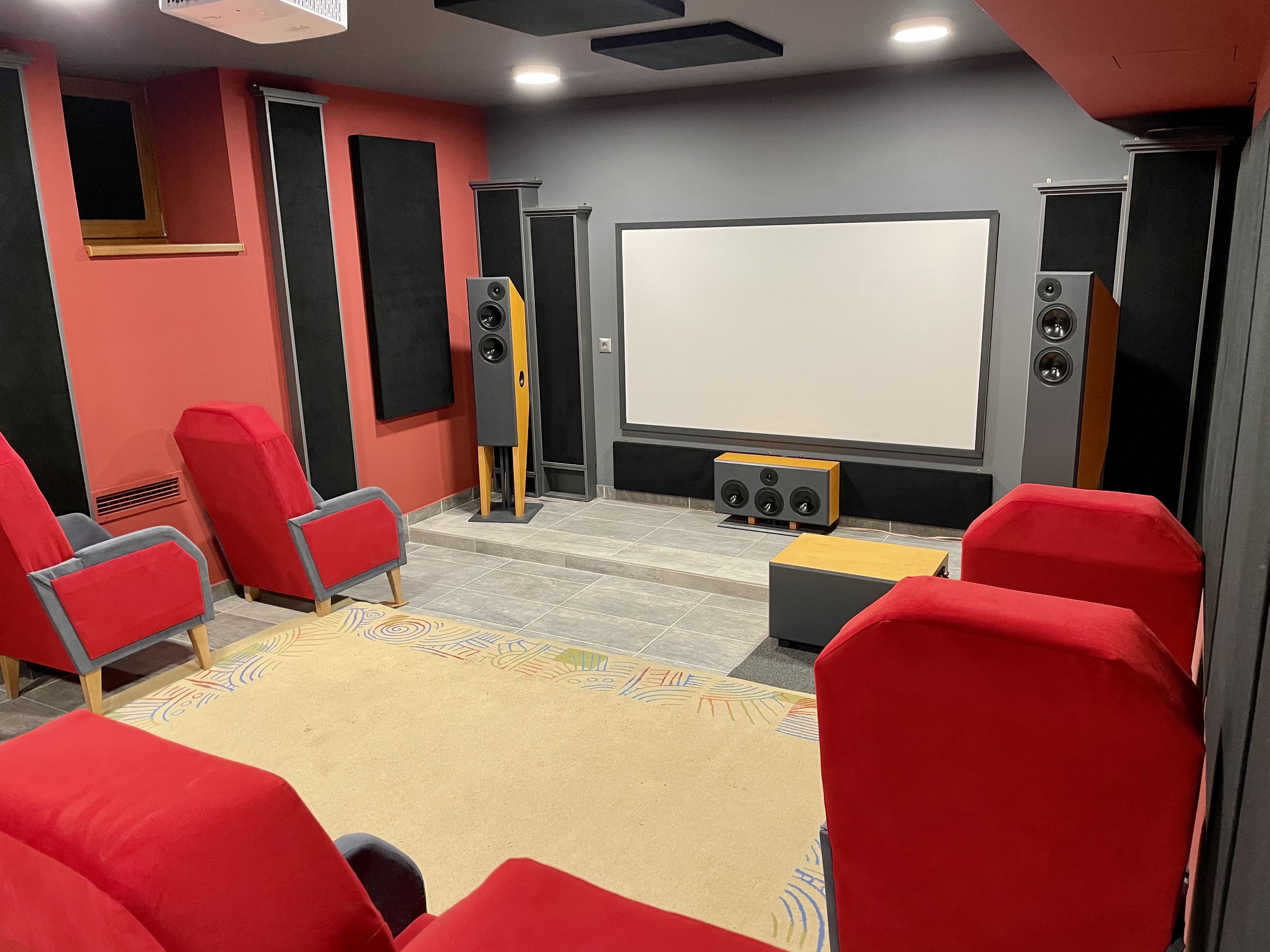 Kazincbarcika Rendház építése